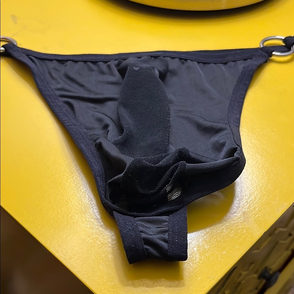 Men's Black Thong With Metal ring Detail L - Picture 5 of 6